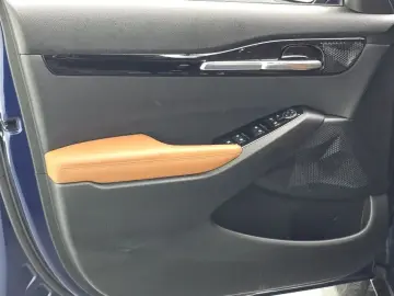 2025 Kia Seltos с пробегом 27 863 км