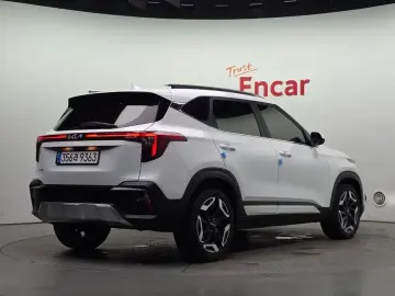 2023 Kia Seltos с пробегом 47 169 км