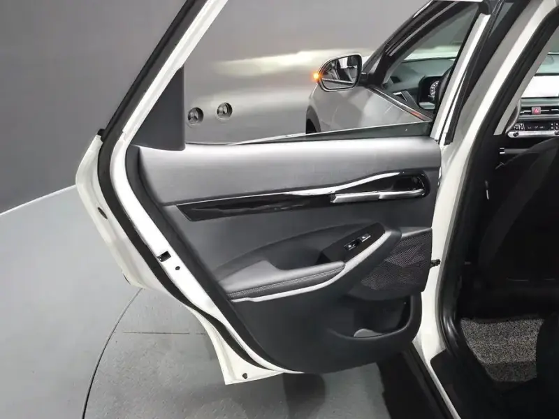 2025 Kia Seltos с пробегом 7 510 км