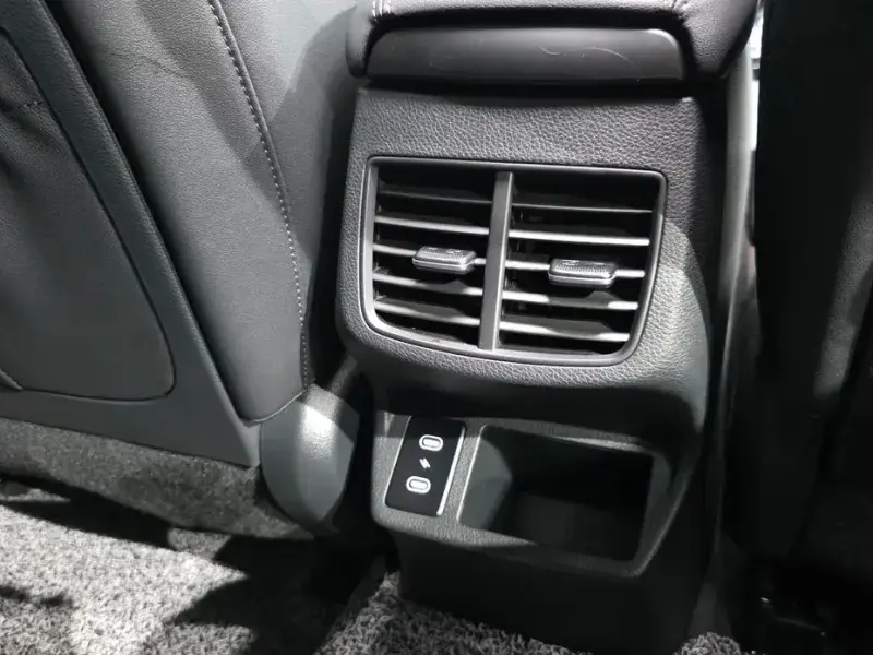 2025 Kia Seltos с пробегом 7 510 км
