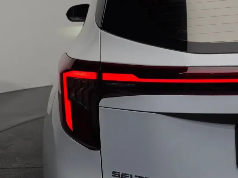 2024 Kia Seltos с пробегом 13 493 км