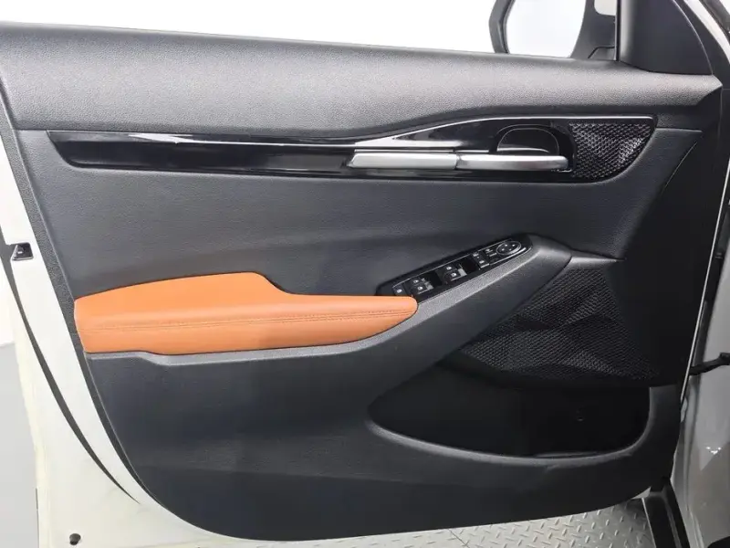 2024 Kia Seltos с пробегом 13 493 км