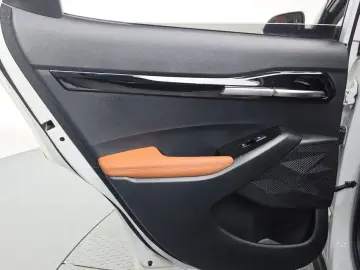 2024 Kia Seltos с пробегом 13 493 км