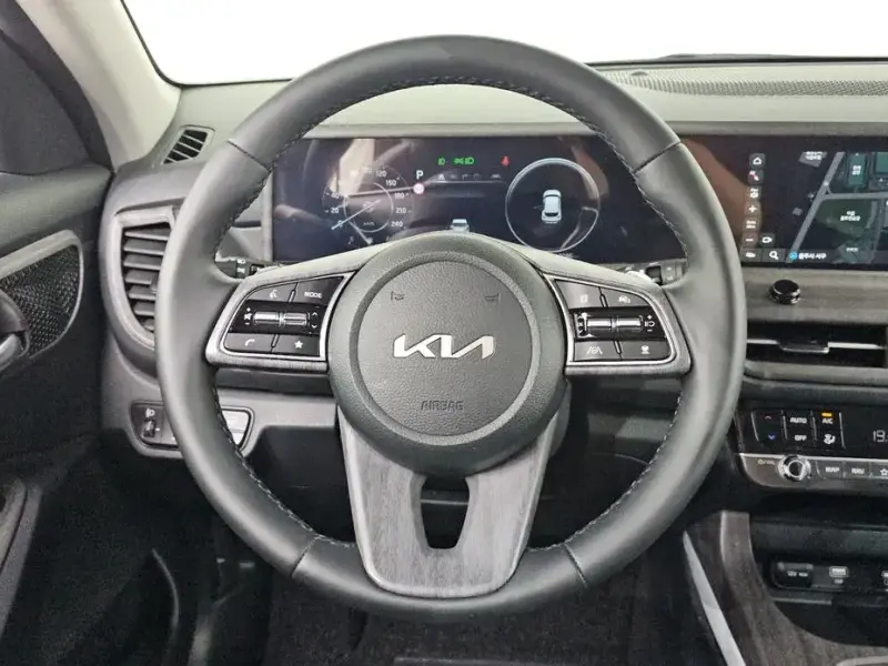 2025 Kia Seltos с пробегом 18 046 км