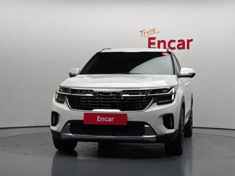 2024 Kia Seltos с пробегом 35 621 км
