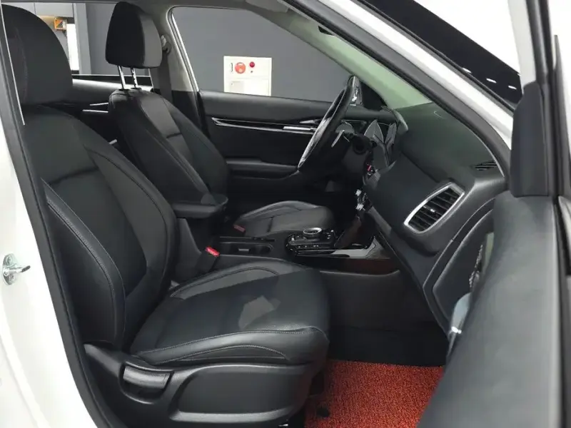 2024 Kia Seltos с пробегом 35 621 км