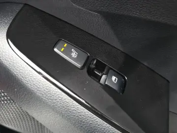 2024 Kia Seltos с пробегом 35 621 км