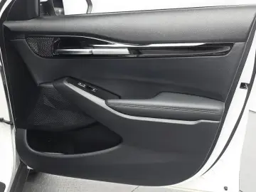 2024 Kia Seltos с пробегом 35 621 км