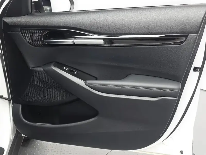 2024 Kia Seltos с пробегом 35 621 км