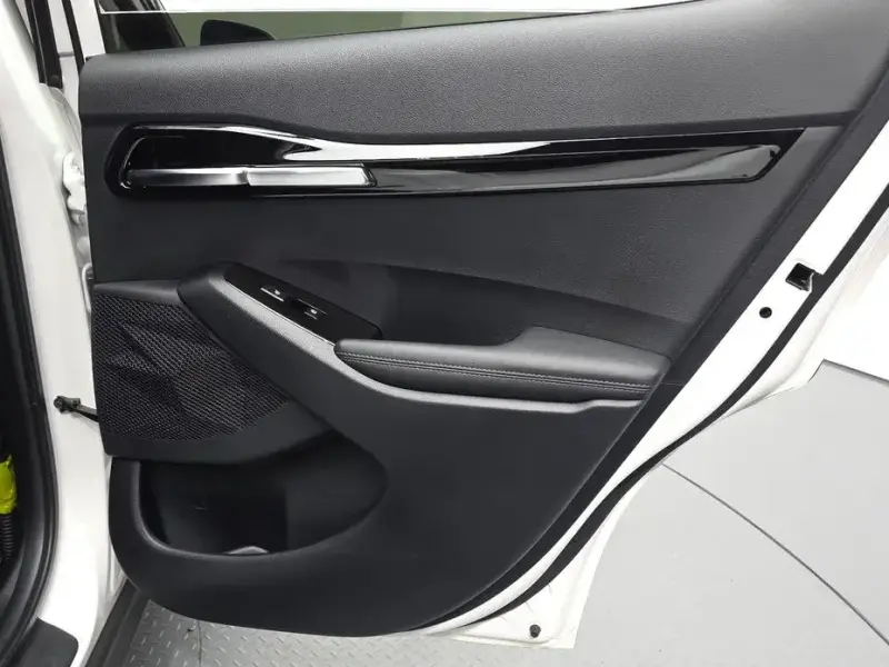 2024 Kia Seltos с пробегом 35 621 км