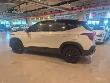2022 Kia Seltos с пробегом 27 334 км