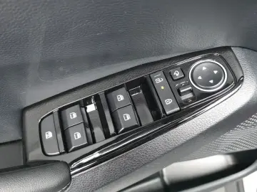 2024 Kia Seltos с пробегом 35 621 км
