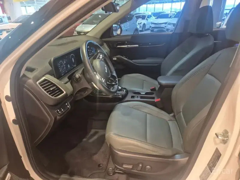 2022 Kia Seltos с пробегом 27 334 км