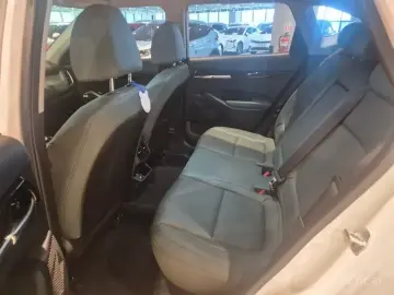 2022 Kia Seltos с пробегом 27 334 км