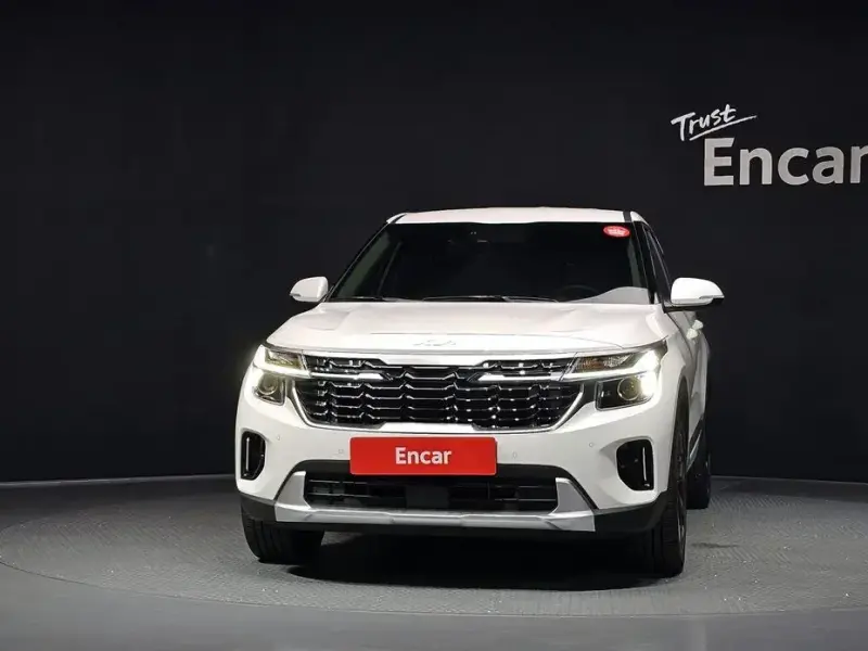 2025 Kia Seltos с пробегом 12 100 км