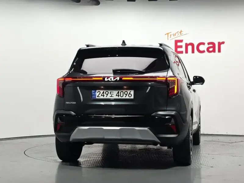 2024 Kia Seltos с пробегом 17 975 км