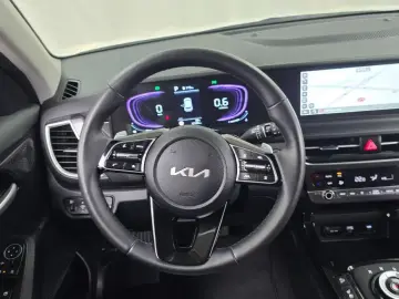 2025 Kia Seltos с пробегом 12 100 км