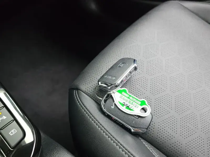 2025 Kia Seltos с пробегом 12 100 км