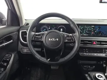 2024 Kia Seltos с пробегом 17 975 км