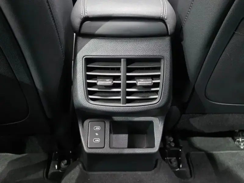 2024 Kia Seltos с пробегом 31 031 км