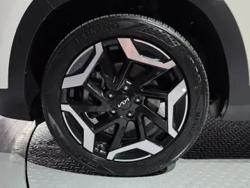 2023 Kia Seltos с пробегом 58 955 км