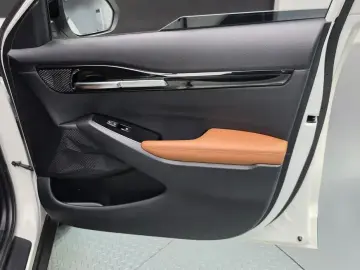 2023 Kia Seltos с пробегом 58 955 км