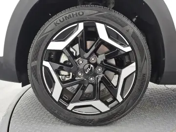 2024 Kia Seltos с пробегом 21 894 км