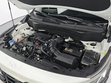 2024 Kia Seltos с пробегом 21 894 км