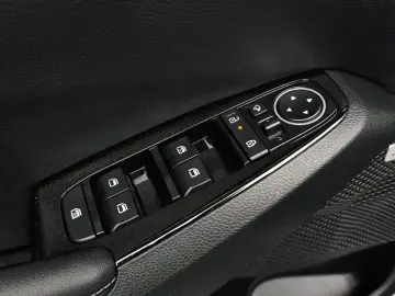 2024 Kia Seltos с пробегом 21 894 км
