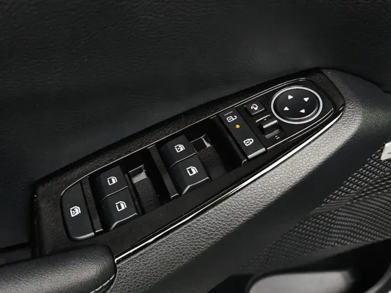 2024 Kia Seltos с пробегом 21 894 км