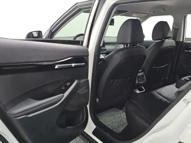 2024 Kia Seltos с пробегом 21 894 км