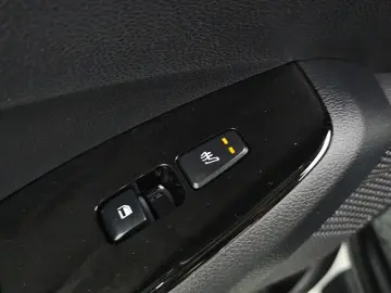 2024 Kia Seltos с пробегом 21 894 км