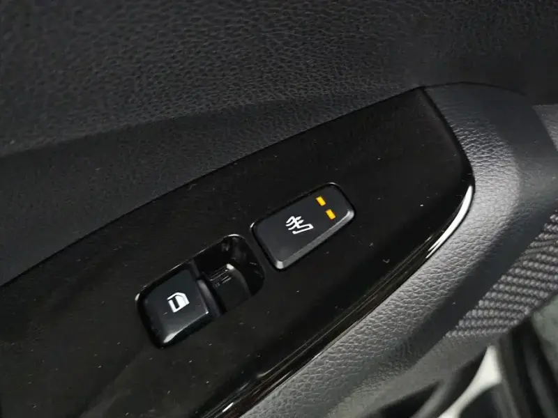 2024 Kia Seltos с пробегом 21 894 км