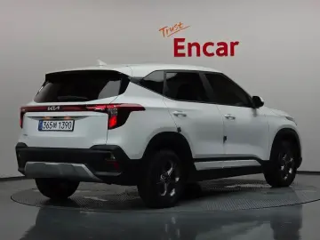 2025 Kia Seltos с пробегом 17 696 км