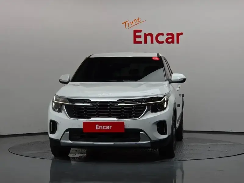 2025 Kia Seltos с пробегом 17 696 км
