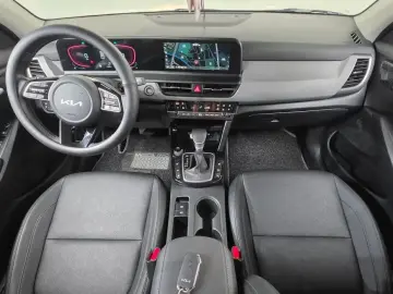 2025 Kia Seltos с пробегом 17 696 км
