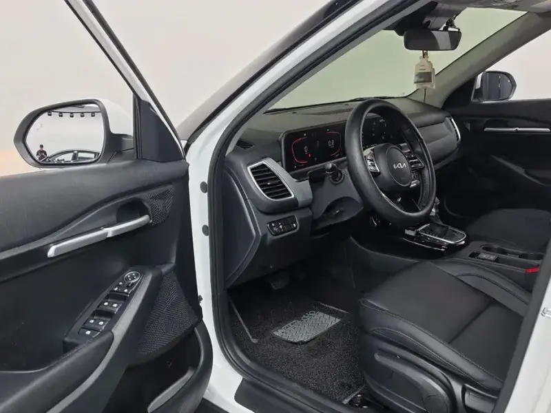 2025 Kia Seltos с пробегом 17 696 км