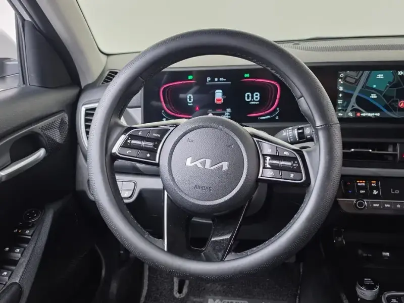 2025 Kia Seltos с пробегом 17 696 км