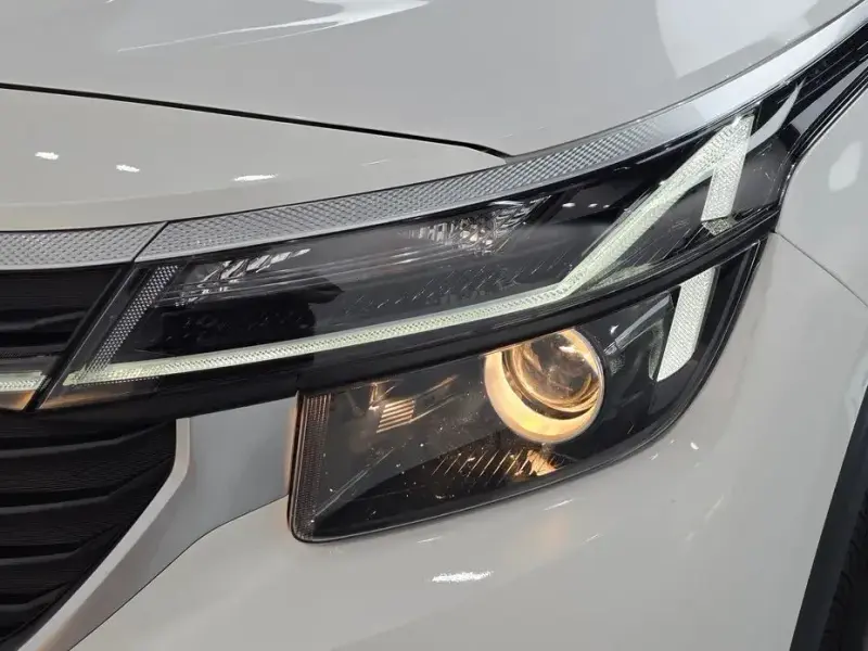 2025 Kia Seltos с пробегом 17 696 км