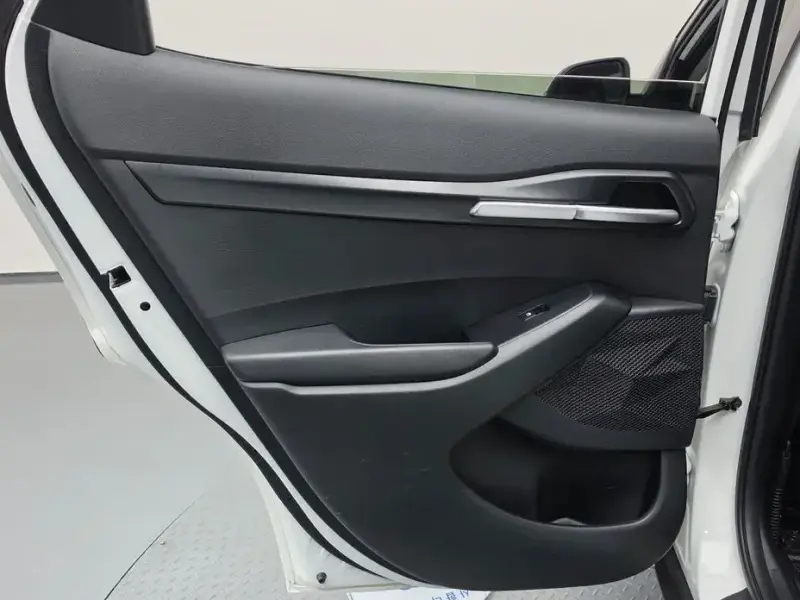 2025 Kia Seltos с пробегом 17 696 км