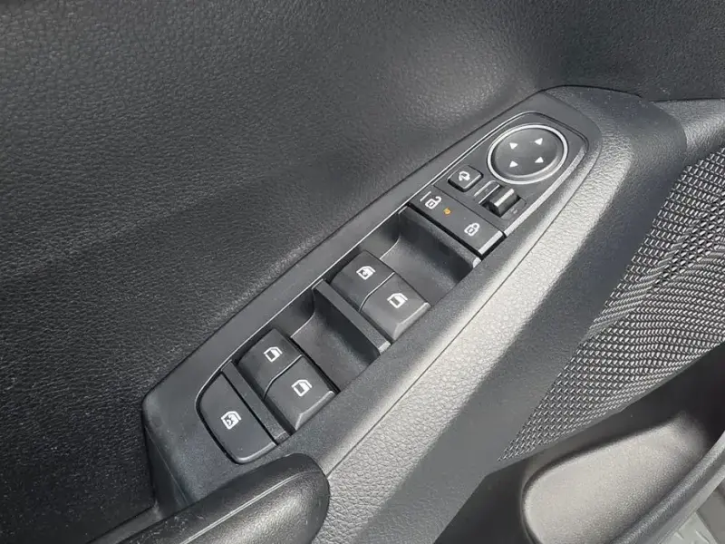 2025 Kia Seltos с пробегом 17 696 км