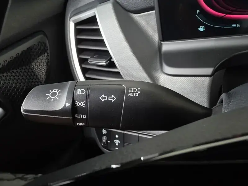 2025 Kia Seltos с пробегом 17 696 км