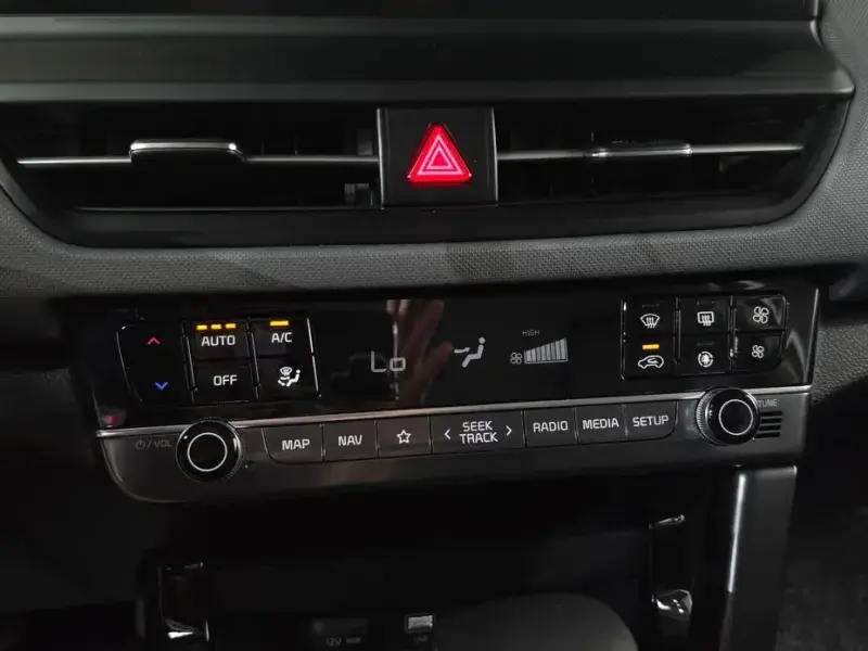 2025 Kia Seltos с пробегом 17 696 км