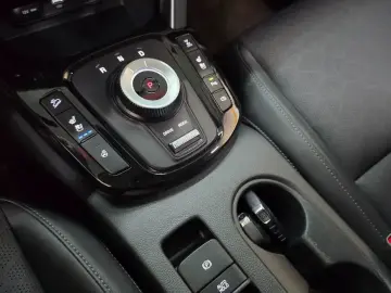 2025 Kia Seltos с пробегом 30 485 км