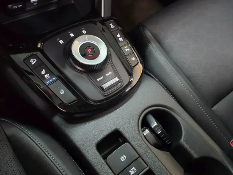 2025 Kia Seltos с пробегом 30 485 км