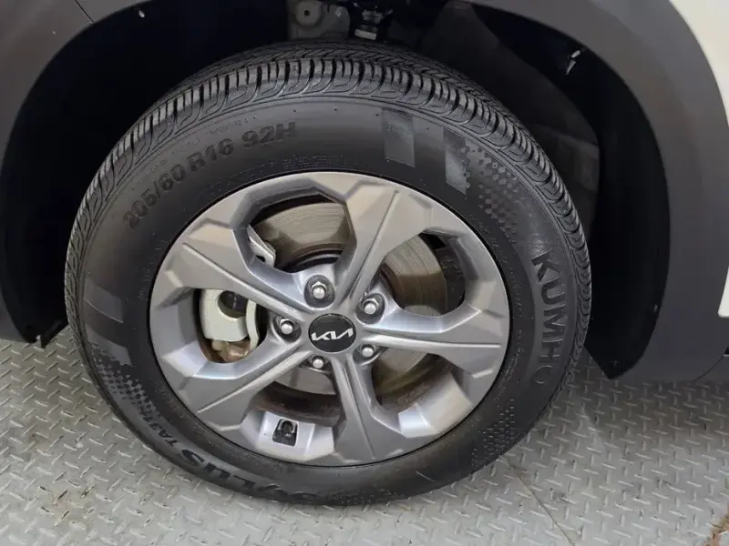 2025 Kia Seltos с пробегом 30 485 км