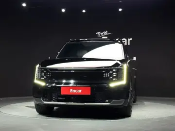 2024 Kia EV9 с пробегом 76 550 км
