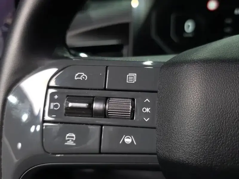 2024 Kia EV9 с пробегом 76 550 км