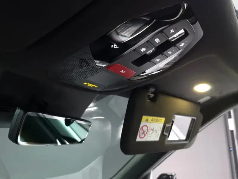 2024 Kia EV9 с пробегом 76 550 км