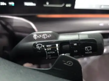 2024 Kia EV9 с пробегом 76 550 км
